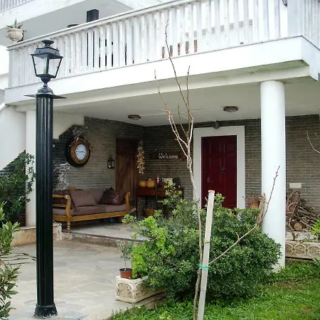 Βίλα Luxurious Beachfront In Evia