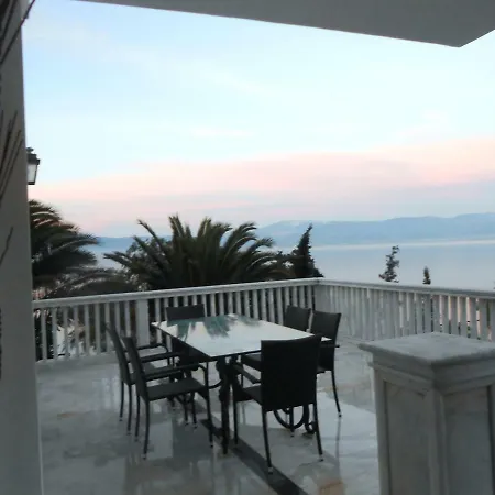 Luxurious Beachfront In Evia Βίλα Άγιος Μηνάς