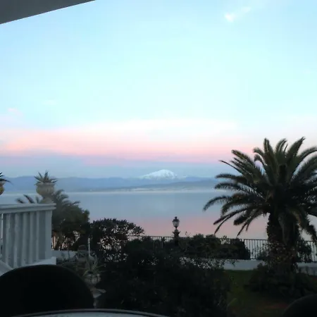 Luxurious Beachfront In Evia Βίλα