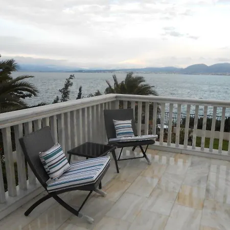 Luxurious Beachfront In Evia Βίλα Άγιος Μηνάς