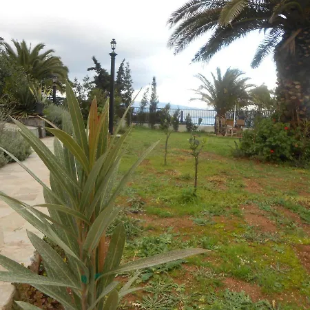 Βίλα Luxurious Beachfront In Evia Άγιος Μηνάς