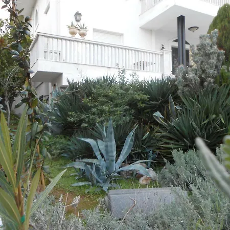 Βίλα Luxurious Beachfront In Evia *